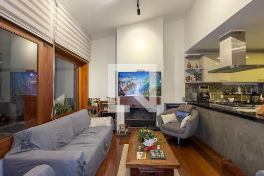 Sala de casa à venda com 2 quartos, 500m² em Brooklin, São Paulo