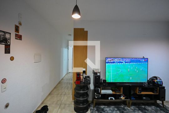 Sala de apartamento para alugar com 2 quartos, 46m² em Jardim do Lago, São Paulo