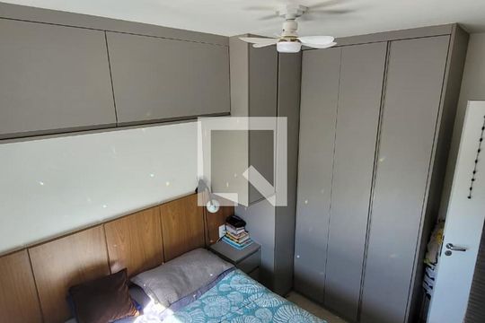 Quarto de apartamento para alugar com 2 quartos, 35m² em Vila Pirituba, São Paulo