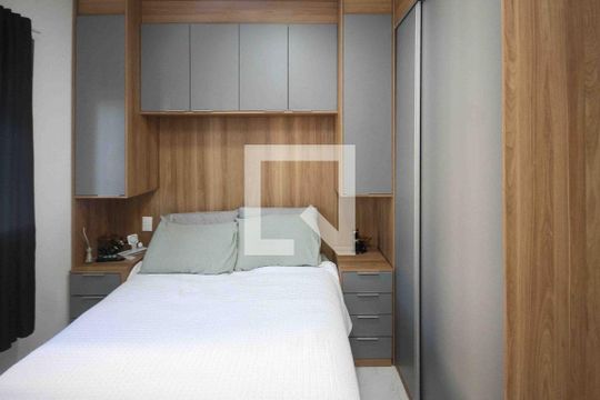 Quarto de apartamento para alugar com 1 quarto, 35m² em Jardim Independência (são Paulo), São Paulo