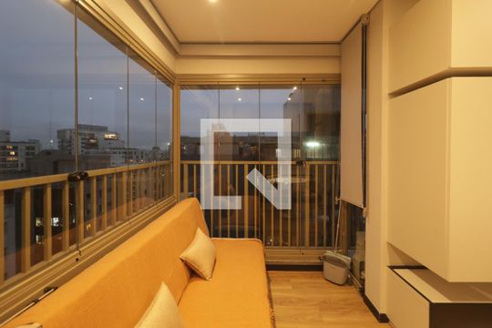 Quarto e Cozinha de apartamento para alugar com 1 quarto, 28m² em Vila Mariana, São Paulo