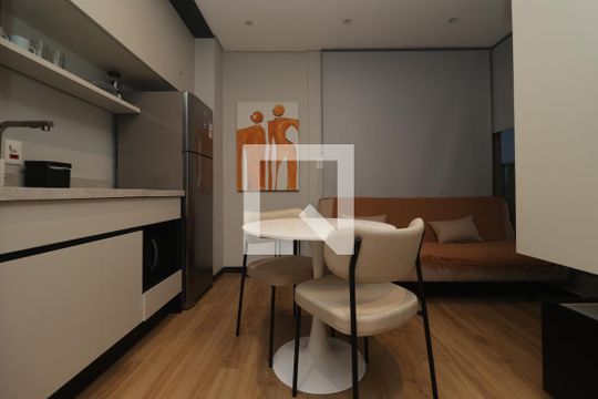 Quarto e Cozinha de apartamento para alugar com 1 quarto, 28m² em Vila Mariana, São Paulo