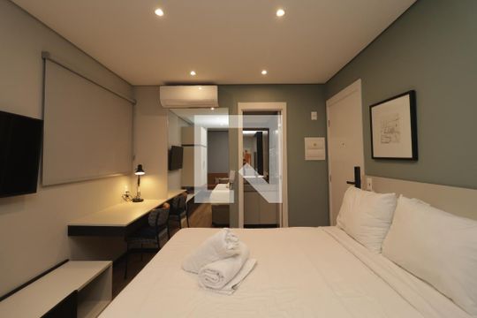 Quarto e Cozinha de apartamento para alugar com 1 quarto, 28m² em Vila Mariana, São Paulo
