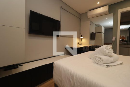 Quarto e Cozinha de apartamento para alugar com 1 quarto, 28m² em Vila Mariana, São Paulo