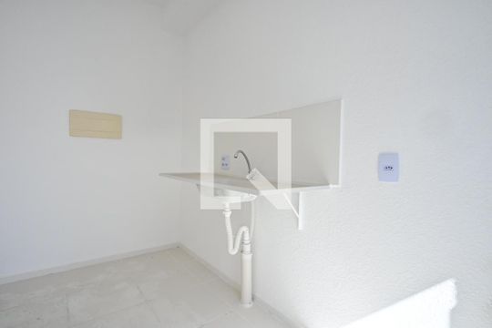 Cozinha de apartamento à venda com 2 quartos, 42m² em Jardim Paris, São Paulo