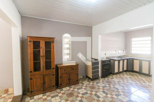 Sala de casa para alugar com 3 quartos, 128m² em Marechal Rondon, Canoas