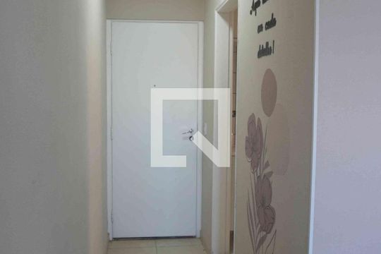 Entrada de apartamento para alugar com 3 quartos, 80m² em Alphaville, Santana de Parnaíba