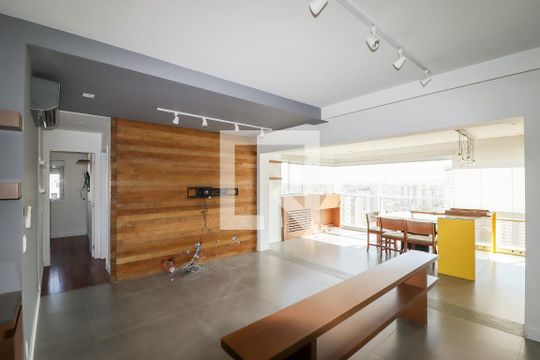 Apartamento para alugar com 2 quartos, 95m² em Santa Teresinha, São Paulo