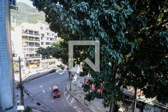 Vista da sala de apartamento para alugar com 2 quartos, 68m² em Tijuca, Rio de Janeiro
