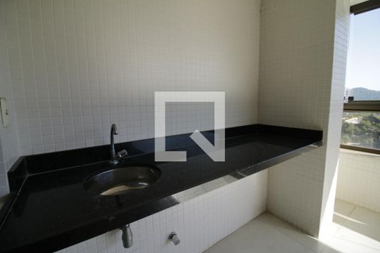 Varanda de apartamento para alugar com 3 quartos, 131m² em Barra Olímpica, Rio de Janeiro