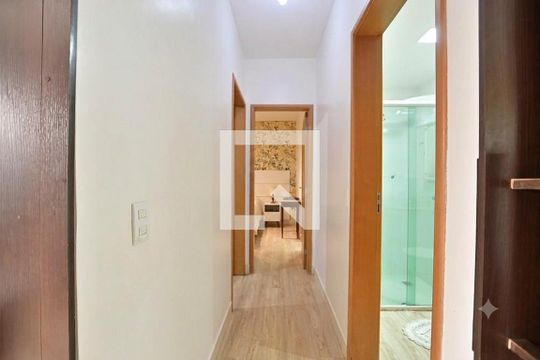 Corredor de apartamento à venda com 2 quartos, 89m² em QNC 1, Brasília