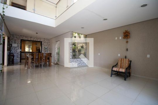 Sala 1 de casa para alugar com 6 quartos, 1200m² em Guará Ii, Brasília