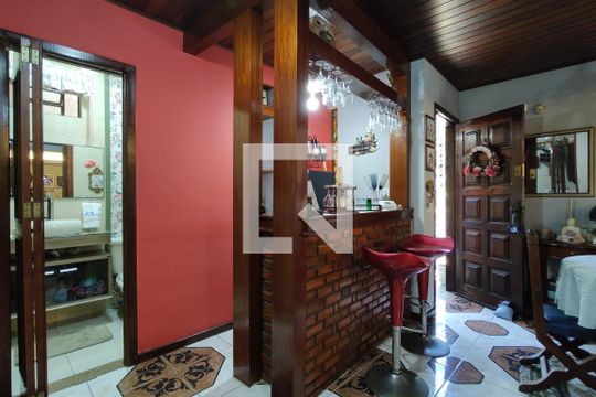 Sala de casa à venda com 3 quartos, 264m² em Freguesia (Jacarepaguá), Rio de Janeiro