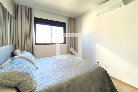 Suite de apartamento para alugar com 2 quartos, 70m² em São Pedro, Belo Horizonte
