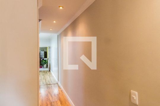 Corredor de casa de condomínio à venda com 3 quartos, 220m² em Parque Esmeralda, Barueri