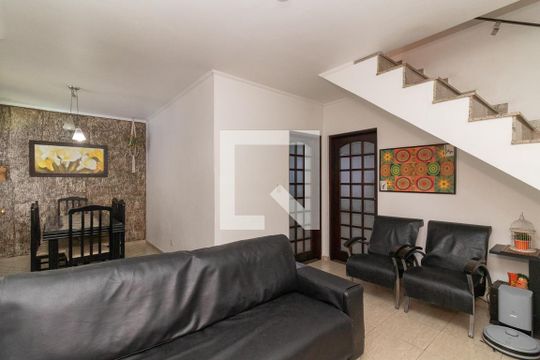 Sala de casa à venda com 3 quartos, 150m² em Jardim Santa Maria, São Paulo