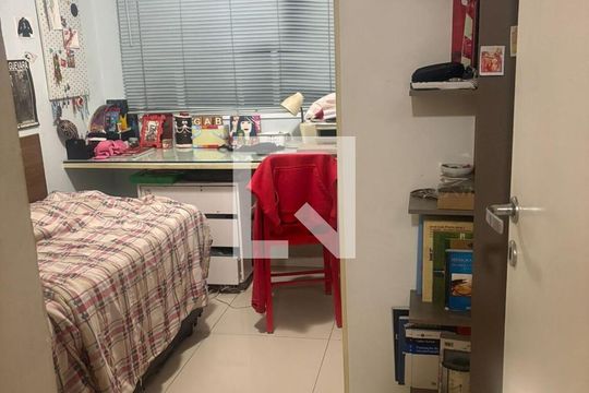 Quarto 2 de apartamento para alugar com 3 quartos, 90m² em Vila Valqueire, Rio de Janeiro