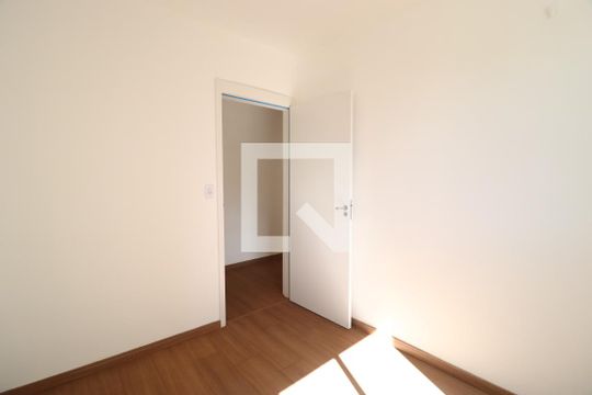 Quarto 1 de apartamento para alugar com 2 quartos, 50m² em Jardim Karaíba, Uberlândia