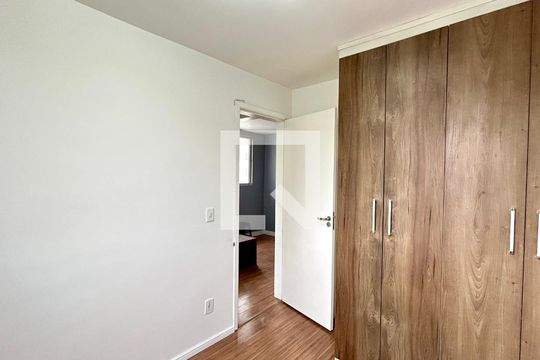 Quarto 1 de apartamento para alugar com 2 quartos, 43m² em Gopouva, Guarulhos