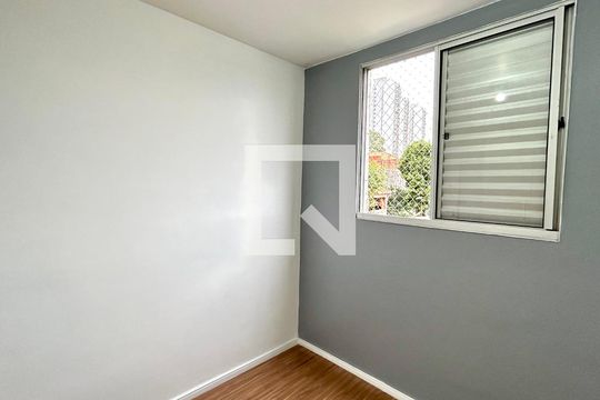 Quarto 2 de apartamento para alugar com 2 quartos, 43m² em Gopouva, Guarulhos