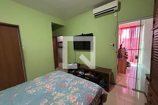 Quarto 1 - Suíte de casa para alugar com 2 quartos, 120m² em Bento Ribeiro, Rio de Janeiro