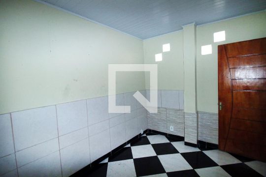Quarto 1 de casa para alugar com 2 quartos, 50m² em Pavuna, Rio de Janeiro