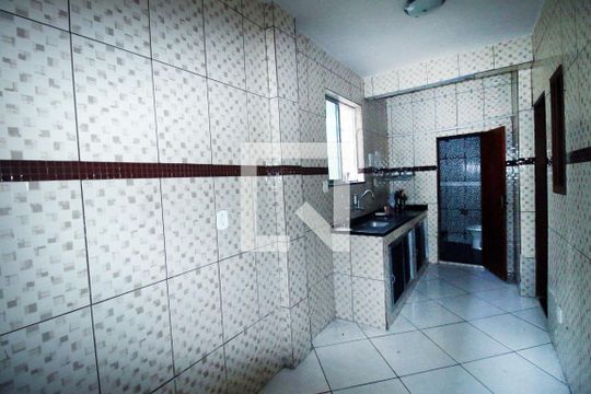 Cozinha de casa para alugar com 2 quartos, 50m² em Pavuna, Rio de Janeiro