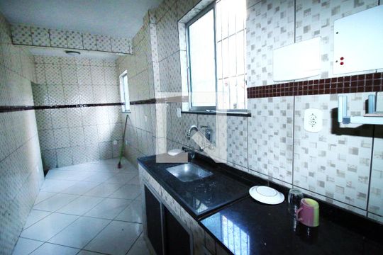 Cozinha de casa para alugar com 2 quartos, 50m² em Pavuna, Rio de Janeiro