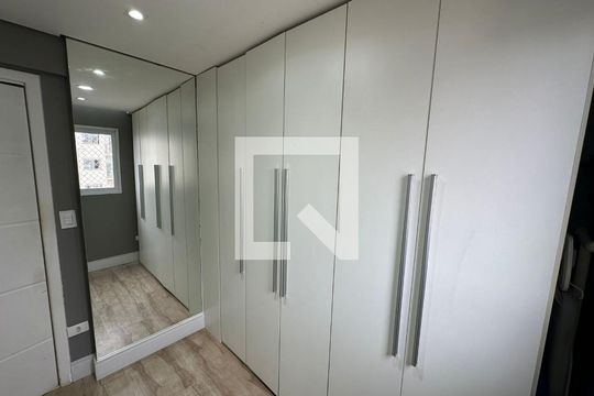 Quarto de apartamento à venda com 3 quartos, 65m² em Jardim Japao, São Paulo