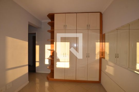 Quarto 1 suíte de apartamento à venda com 3 quartos, 244m² em Vila Valqueire, Rio de Janeiro