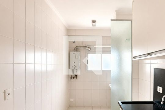 Cozinha de apartamento para alugar com 2 quartos, 77m² em Jardim Satélite, São José dos Campos
