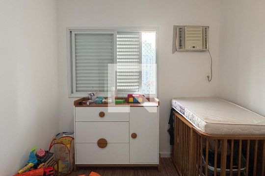 Quarto de apartamento para alugar com 2 quartos, 96m² em Embaré, Santos