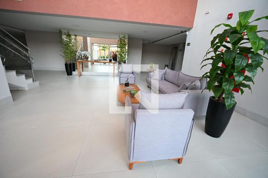 Apartamento para alugar com 3 quartos, 69m² em Vila Lucy, Goiânia