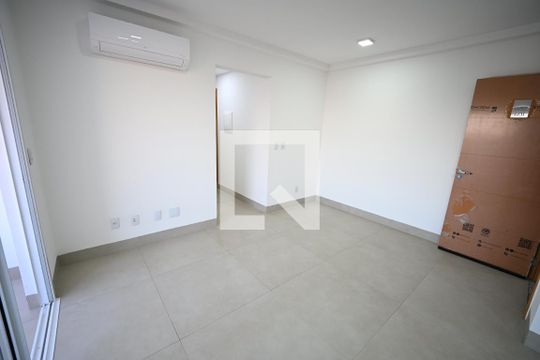 Apartamento para alugar com 3 quartos, 69m² em Vila Lucy, Goiânia
