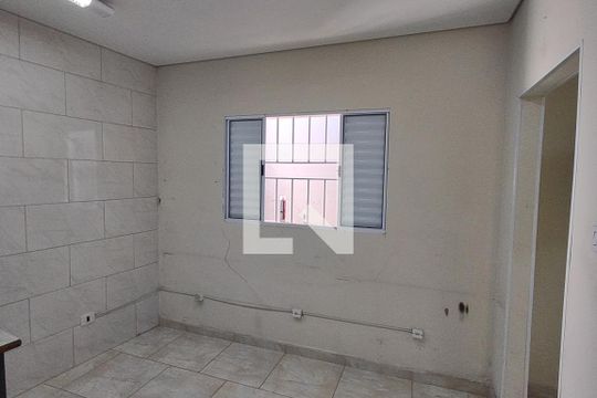 Quarto de casa à venda com 2 quartos, 177m² em Olímpico, São Caetano do Sul