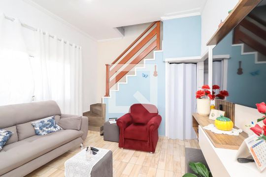 Casa à venda com 3 quartos, 120m² em Cidade Tiradentes, São Paulo