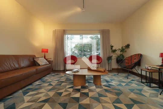 Sala de casa à venda com 4 quartos, 250m² em Vila Monumento, São Paulo