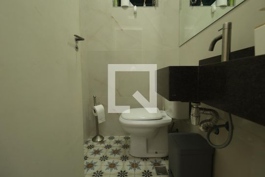 Lavabo de casa à venda com 4 quartos, 250m² em Vila Monumento, São Paulo