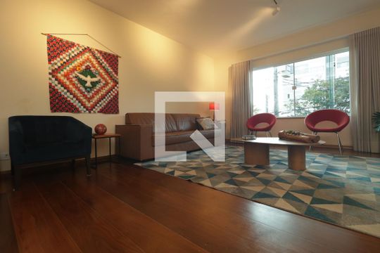 Sala de casa à venda com 4 quartos, 250m² em Vila Monumento, São Paulo