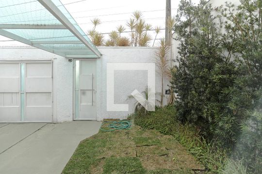 Vista - Sala de casa para alugar com 3 quartos, 140m² em Vila Rei, Mogi das Cruzes