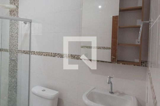 Banheiro Suíte de casa à venda com 2 quartos, 300m² em Jardim Pacaembu, Campinas