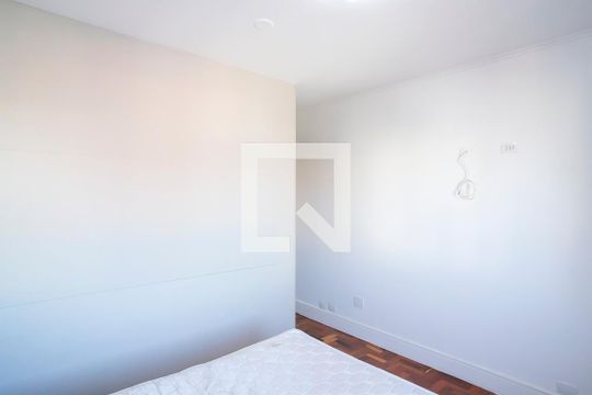 Suíte de apartamento para alugar com 2 quartos, 109m² em Osvaldo Cruz, São Caetano do Sul