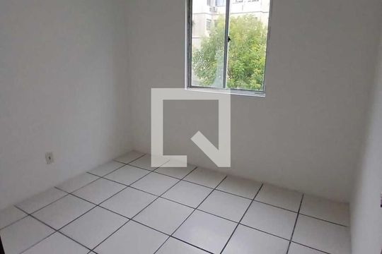 Quarto 2 de apartamento para alugar com 2 quartos, 40m² em Vila Cachoeirinha, Cachoeirinha