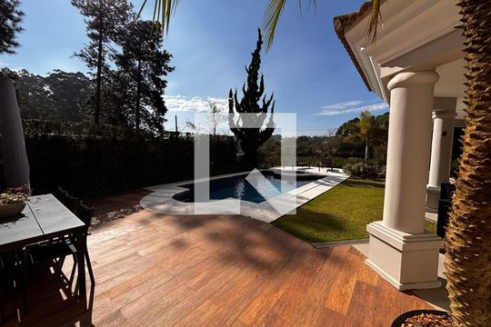 Casa de Condomínio à venda com 5 quartos, 560m² em Residencial das Estrelas, Barueri