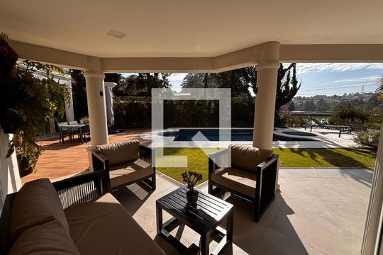 Casa de Condomínio à venda com 5 quartos, 560m² em Residencial das Estrelas, Barueri