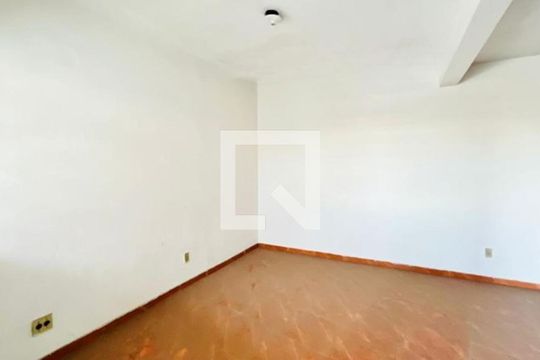 Studio de kitnet/studio para alugar com 1 quarto, 28m² em Fátima, Canoas