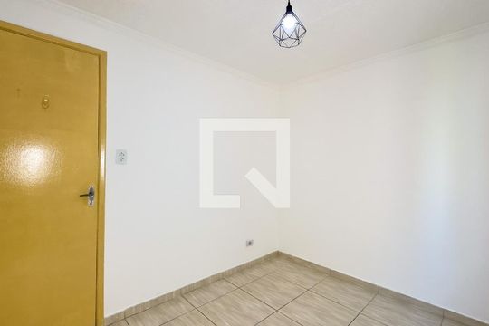 Quarto 2 de apartamento para alugar com 2 quartos, 50m² em Jardim Imbé, São Paulo