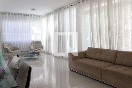 Sala de casa para alugar com 4 quartos, 480m² em Residencial Granville, Goiânia
