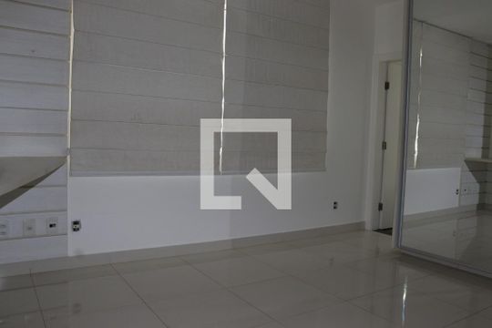 Casa à venda com 4 quartos, 480m² em Residencial Granville, Goiânia