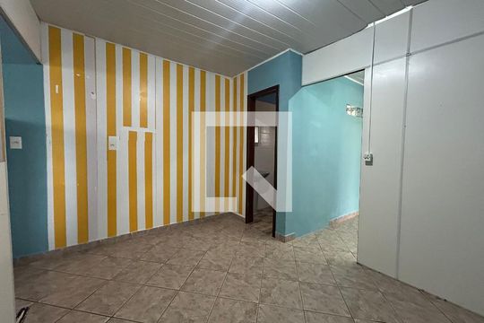 Sala de apartamento para alugar com 1 quarto, 35m² em Trindade, Florianópolis